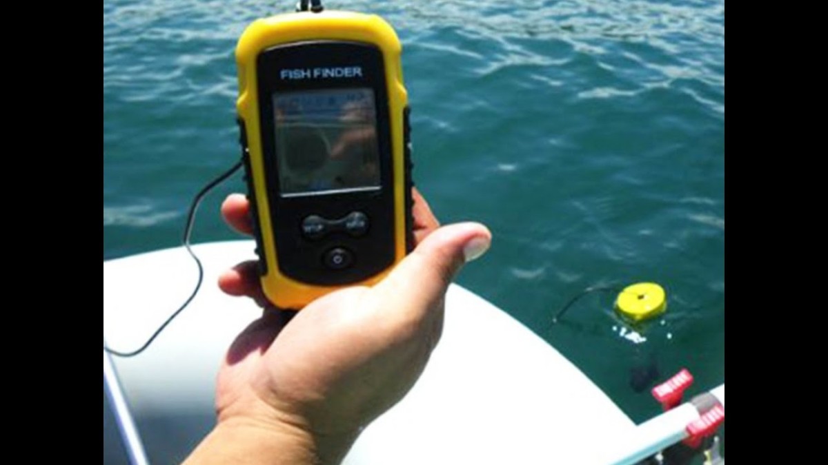 Top 10 Things to Consider Before Buying the Best Fish Finder in 2018